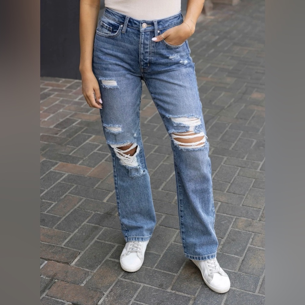 NWT Grace & Lace Stretch Mix 90's Jeans Mid Wash Distressed